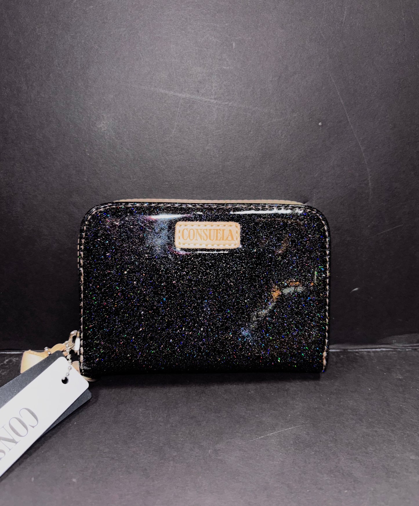 Consuela Zippy Wallet, Mariana