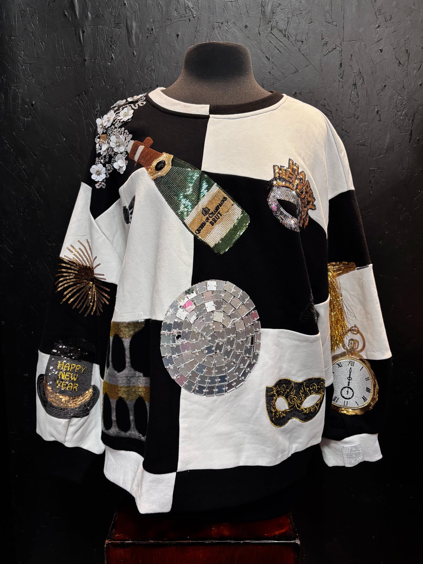 Queen of Sparkles Black & White Checkered NYE Icon Sweatshirt