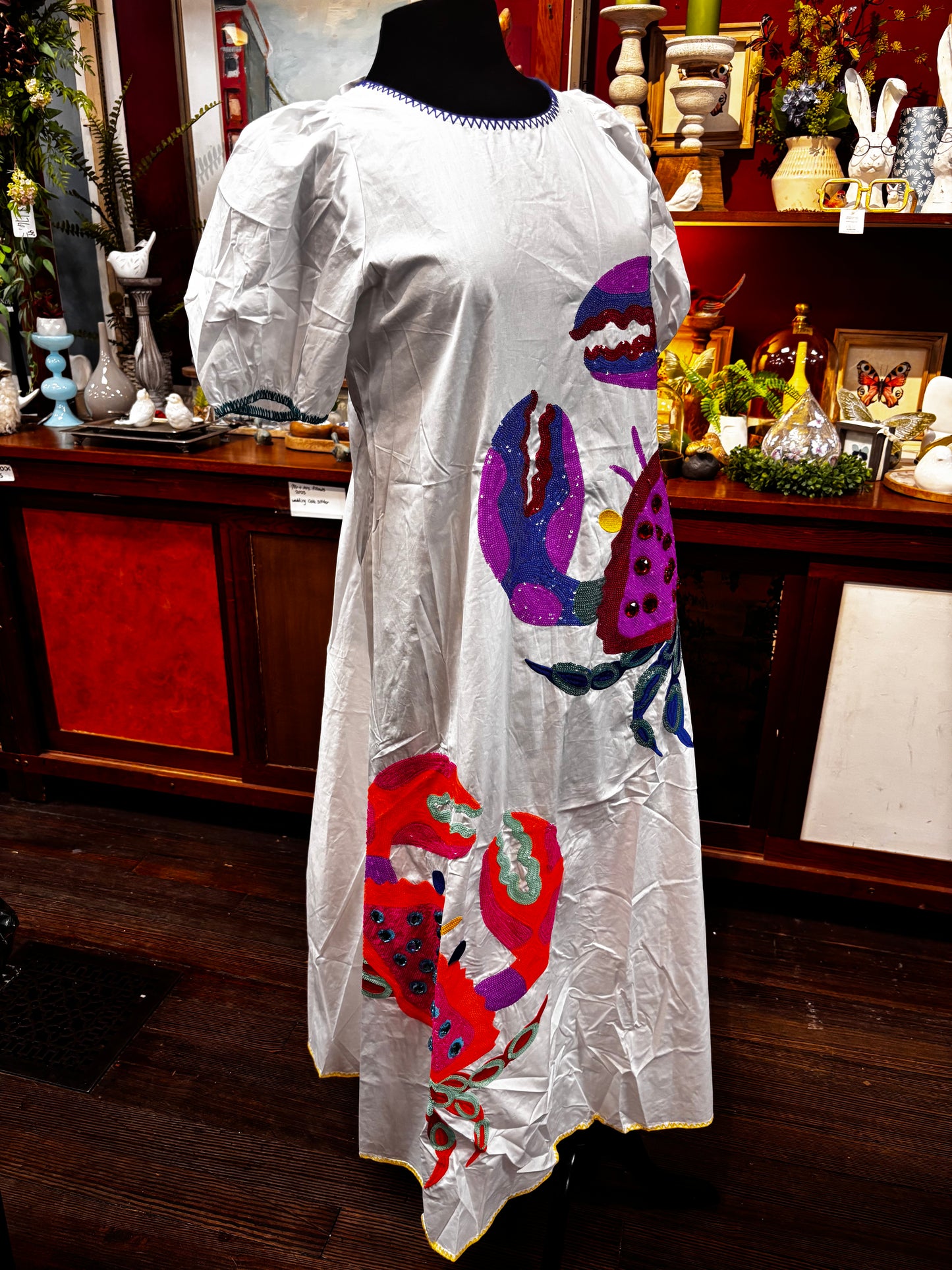 Queen of Sparkles White Tie Back Multi Crab Cotton Midi Dress