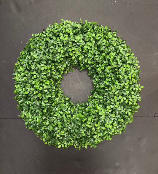 23" Boxwood Wreath